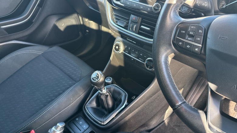 Ford Fiesta 1.0 EcoBoost Titanium 5dr Petrol Hatchback